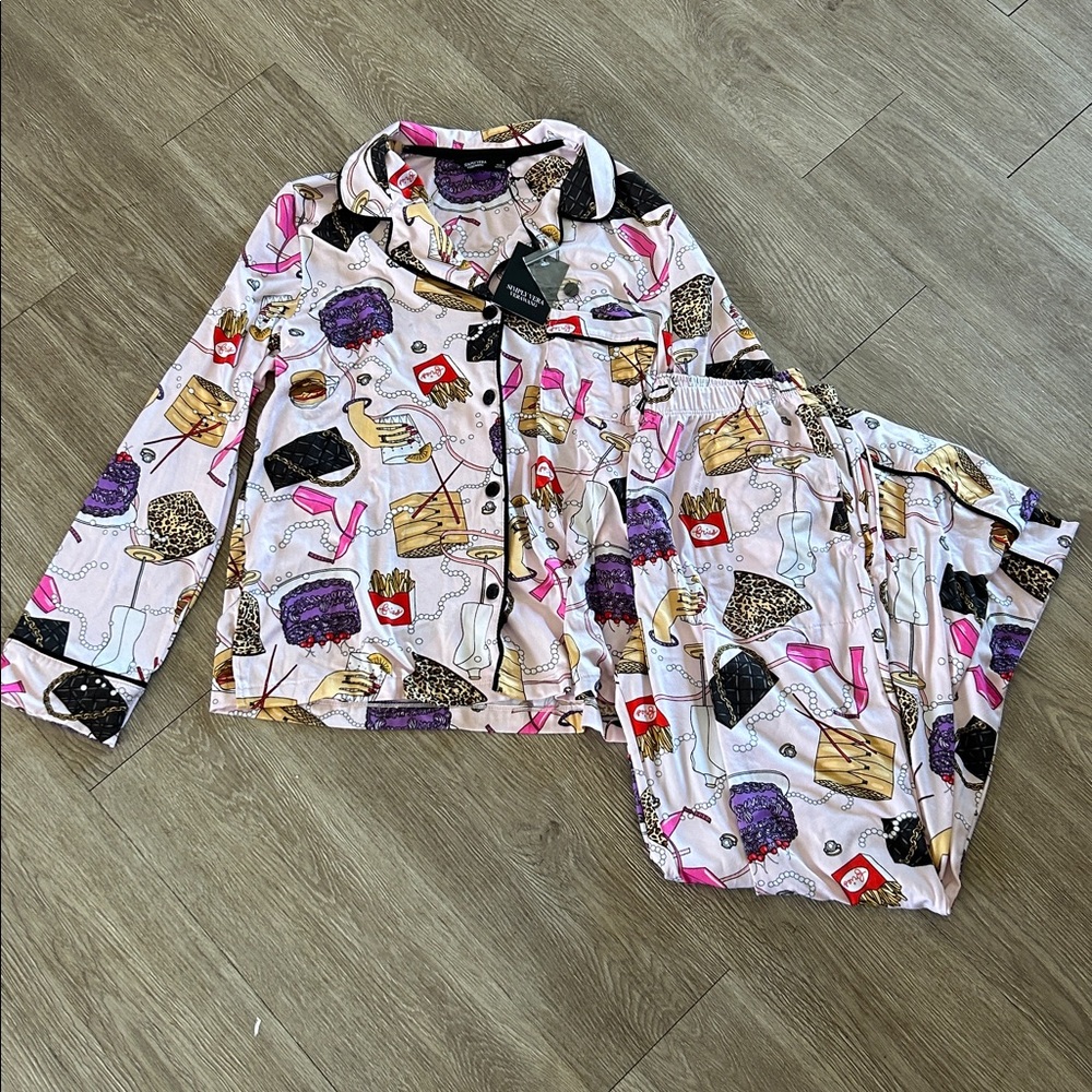 Vera Wang girly pajamas - Picture 3 of 5